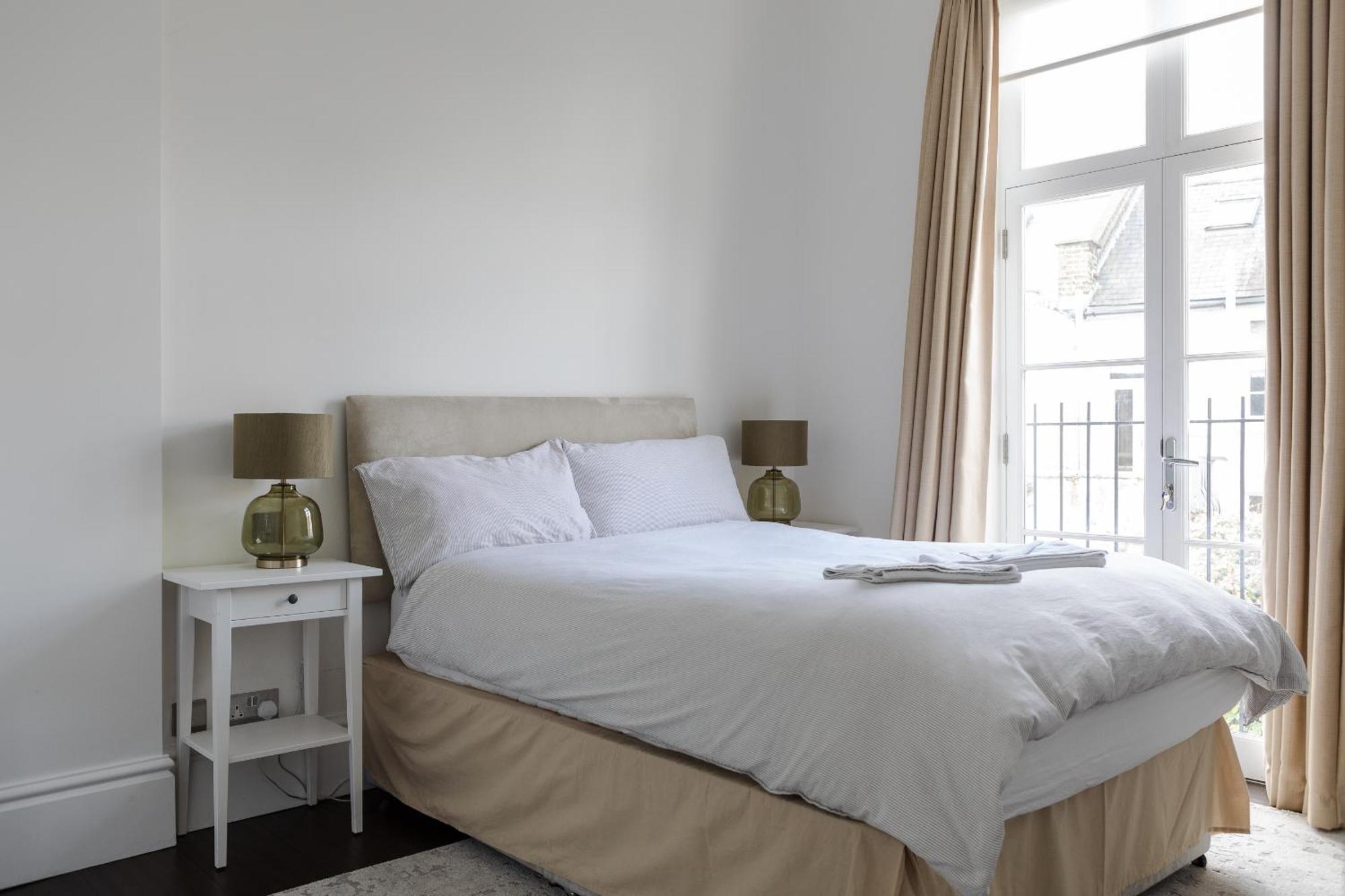 לונדון Number 53 - Stunning Maisonette With Parking In Kensington & Chelsea מראה חיצוני תמונה